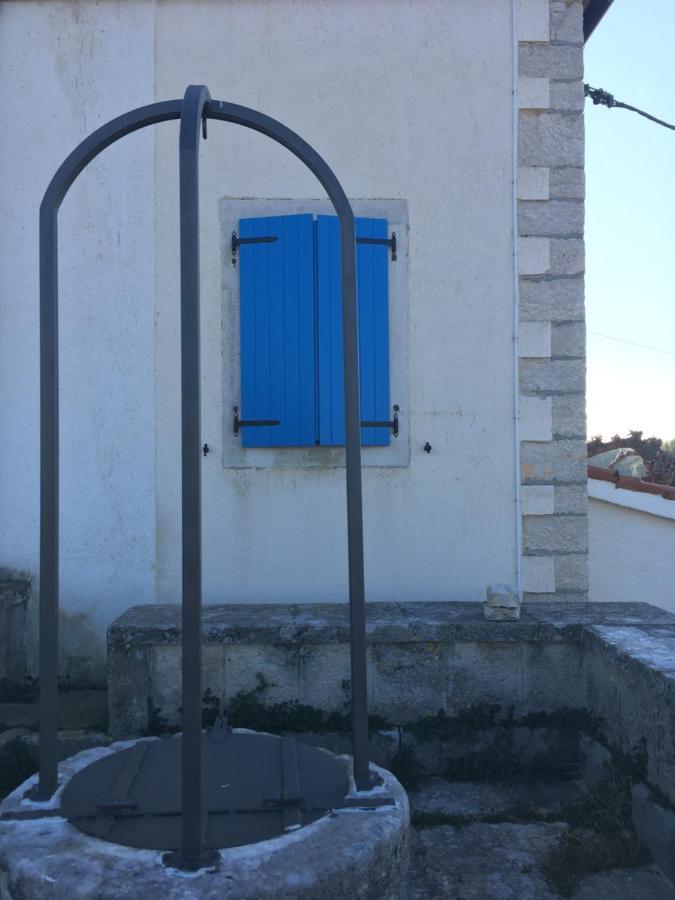 Farmhouse Cubani Bale Exteriér fotografie